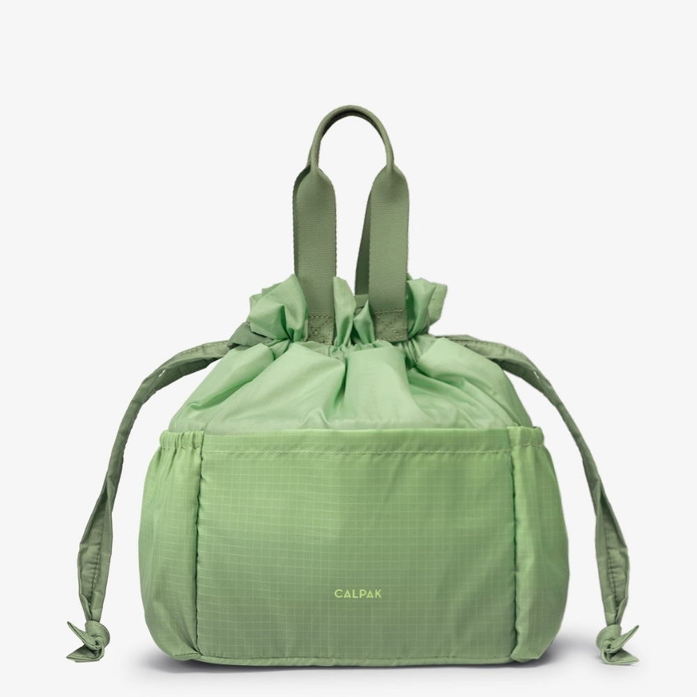 Calpak Insulated Lunch Bag in Matcha Green